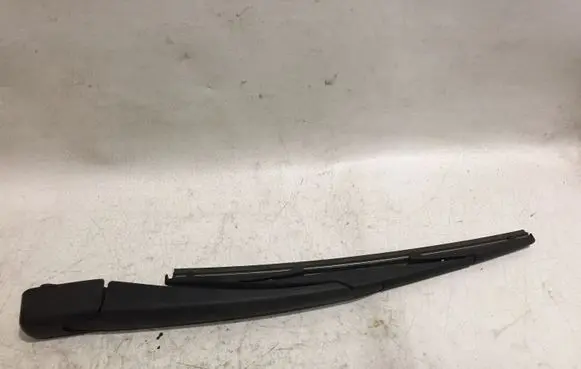 KIA Sportage Front wiper blade arm