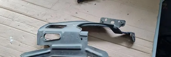 Audi A6 S6 C8 4K Fender mounting bracket 4K0821131
