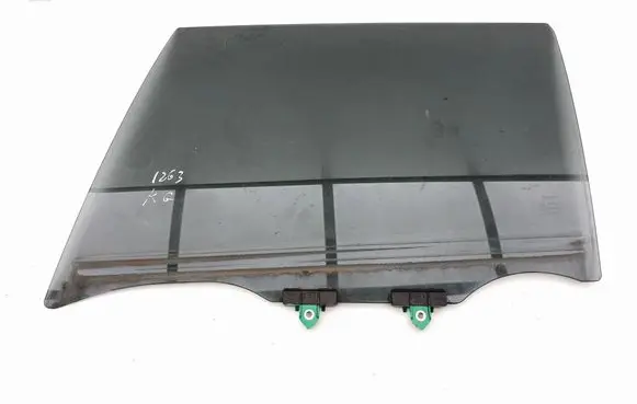 Toyota RAV 4 (XA50) Rear door window glass