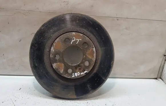 Chrysler PT Cruiser Front brake disc