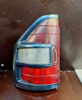 Mitsubishi Pajero Rear/tail lights