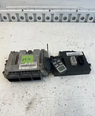 Renault Trafic II (X83) Engine ECU kit and lock set 0281017065