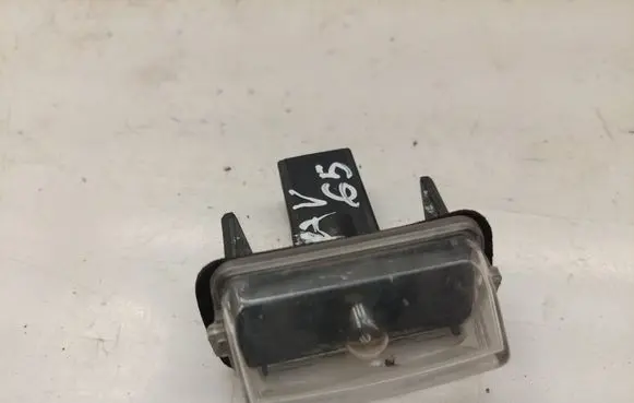 Toyota Avensis T270 Number plate light 8127002131