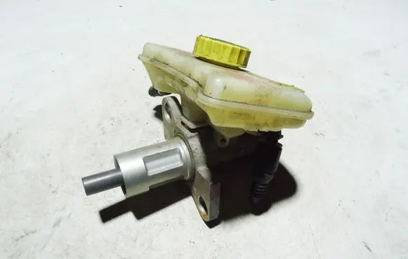 Audi A6 S6 C5 4B Master brake cylinder 8E0611301E