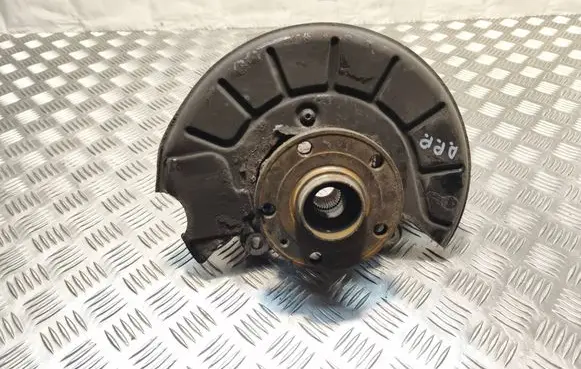 Volkswagen PASSAT B7 Front wheel hub 230505
