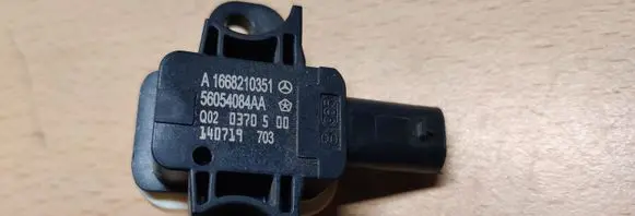 Mercedes-Benz ML W166 Airbag deployment crash/impact sensor A1668210351