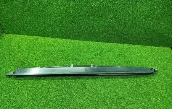 Renault Master III Radiator trim 214760020R