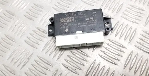 Seat Leon (5F) Parking PDC control unit/module 5Q0919283D 5Q0919283
