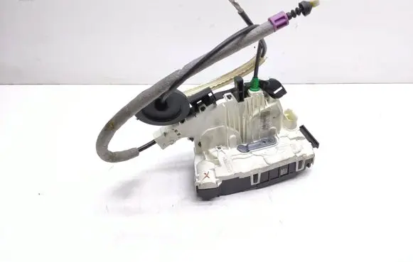 Mercedes-Benz E C207 W207 Front door lock A2077601340
