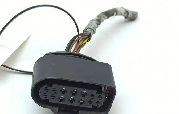 Audi A4 S4 B9 8W Headlight/headlamp wiring loom/harness 8W0973737