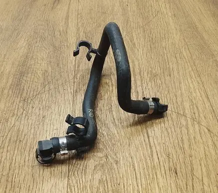 Land Rover Discovery 5 Engine coolant pipe/hose HPLA8276AC