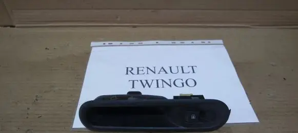 Renault Twingo III Electric window control switch