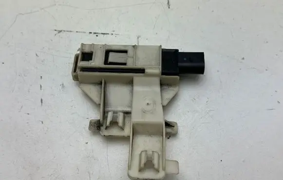 Audi A3 S3 8V Keyless system antenna