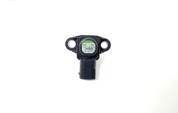 Mercedes-Benz Vito Viano W639 Air pressure sensor A0051535028