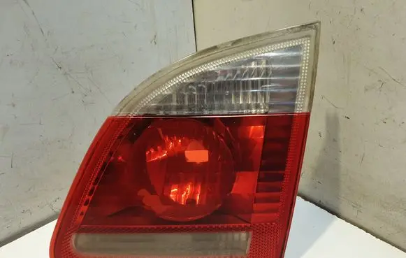 BMW 5 E60 E61 Tailgate rear/tail lights 6925894