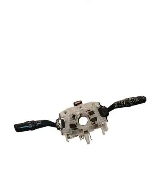 Subaru Impreza II Wiper turn signal indicator stalk/switch 83111FE440