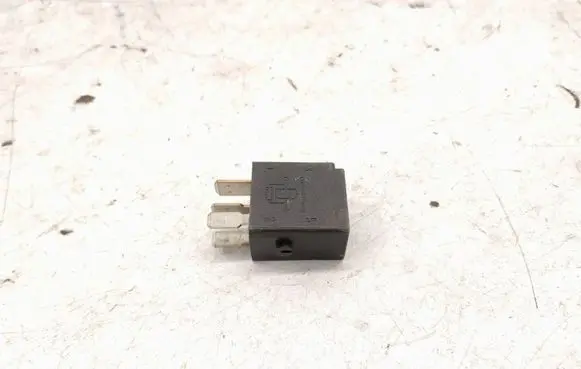 Mercedes-Benz ML W164 Cruise control relay A0025421119 0025421119