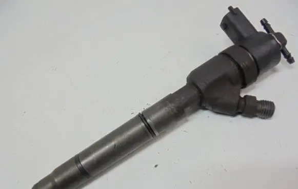 Hyundai Getz Fuel injector 33800-2A400