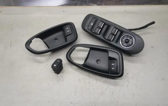 Ford Mondeo MK IV Electric window control switch 7S7T14A132AB 6M21U226A36BBW 7W1T15B679AA