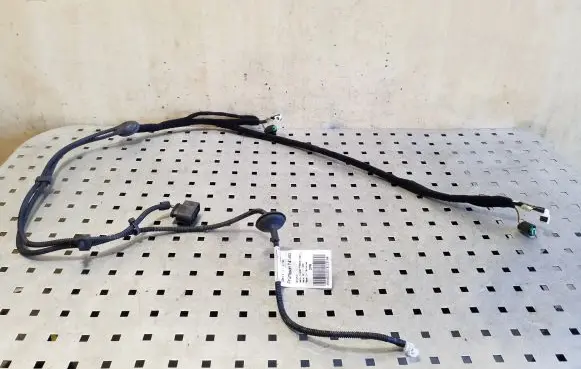 Porsche Cayenne (92A) Windshield washer fluid hose 7P5971204
