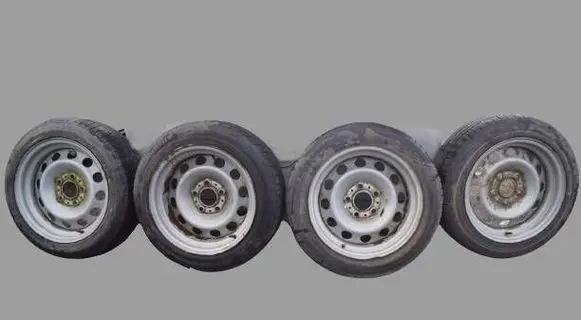 BMW 5 E28 R16 steel rim 