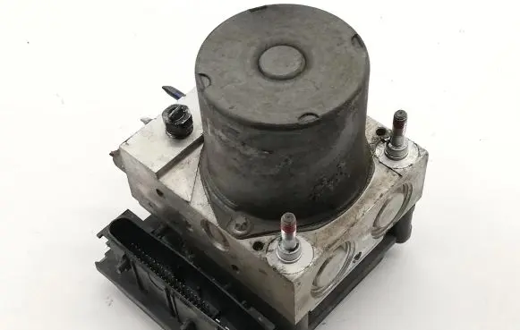 Toyota Avensis T270 ABS Pump 0265950749