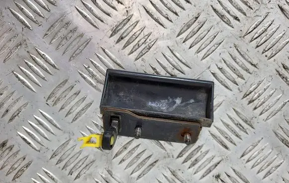 Hyundai Terracan Tailgate trunk handle 