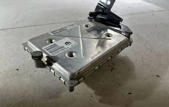 Dodge Challenger Engine control unit/module 68243309AB P68243309AB A2C7454120300
