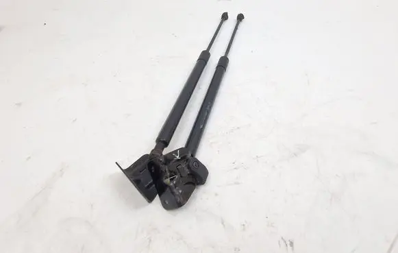 Peugeot 308 Tailgate/trunk strut/damper 9807899380