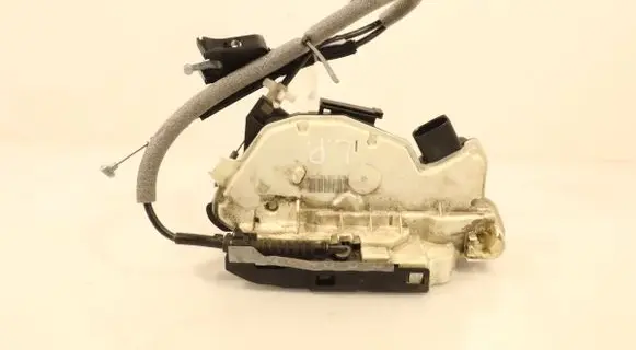 Skoda Fabia Mk2 (5J) Front door lock 5N1837015C