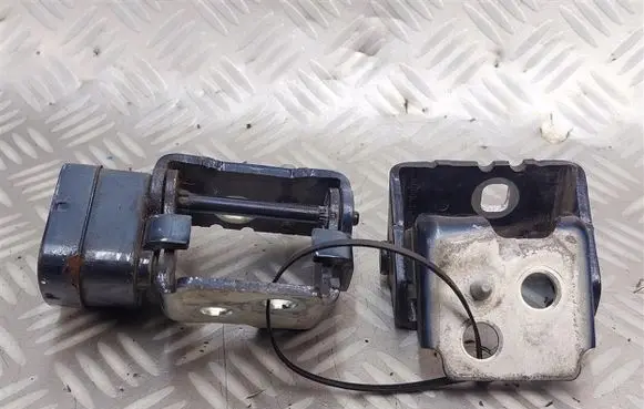 Citroen C5 Rear door upper hinge