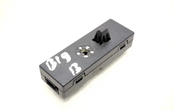 Volvo V60 Aerial antenna amplifier 31282107