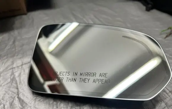 Volvo S60 Wing mirror glass 31402879 H21016174 07172019