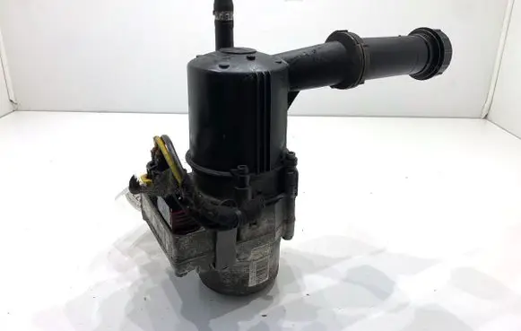 Citroen C4 I Power steering pump 9670308780