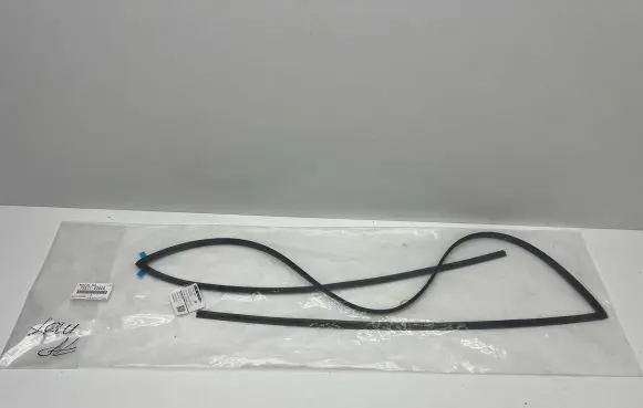 Lexus IS 220D-250-350 Tailgate trim 7557153020