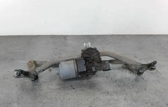 Peugeot 207 Front wiper linkage 