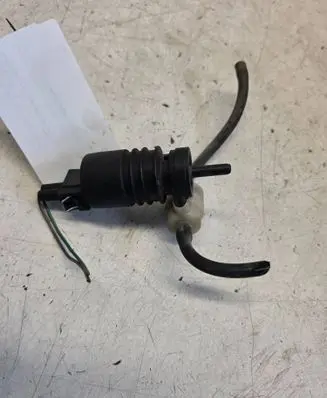 Volkswagen Polo III 6N 6N2 6NF Windscreen/windshield washer pump 1234