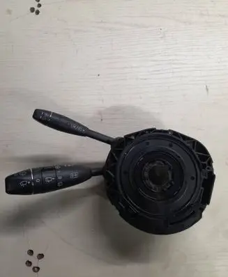 Mercedes-Benz C W204 Airbag slip ring squib (SRS ring) A2049000204 SW082200 100233181