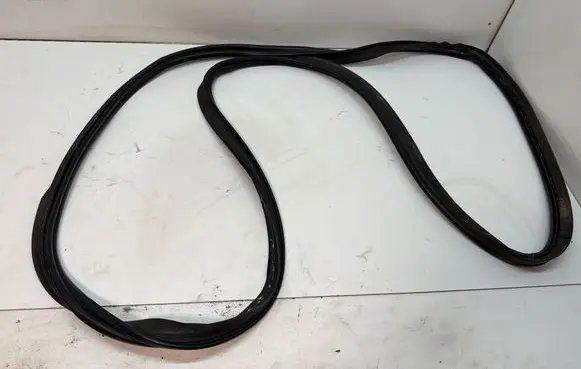 Audi A6 C7 Trunk rubber seal (body) 4G9827705C