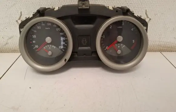 Renault Megane II Speedometer (instrument cluster) 8200399695D