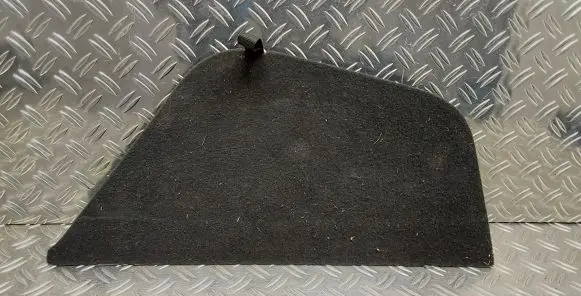 Toyota Avensis T270 Trunk/boot floor carpet liner 5840905010