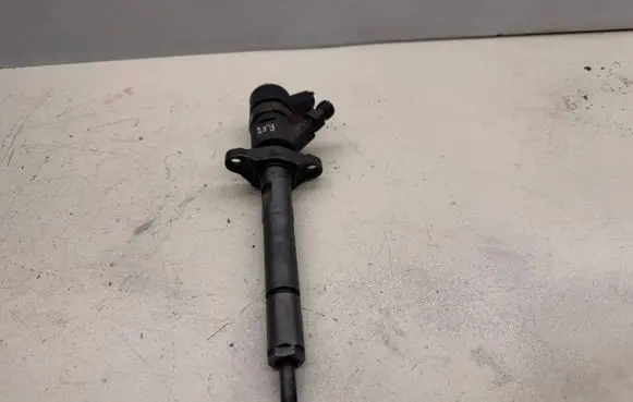 Fuel injector