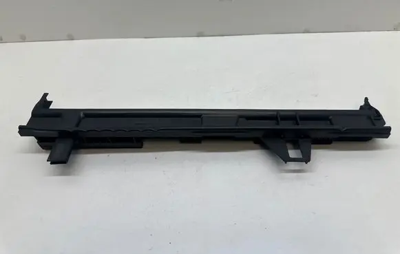 Mercedes-Benz B W246 W242 Radiator mount bracket A2465011720