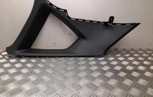 Seat Ateca (C) pillar trim 575867287A