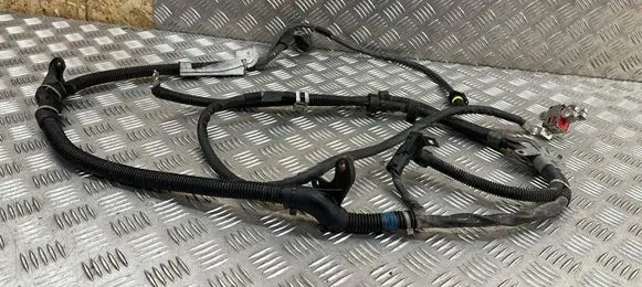 Mercedes-Benz E C207 W207 Positive cable (battery) A2075406834 000000006427