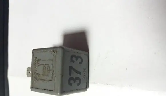 Audi A6 S6 C5 4B Other relay 8D0951253A