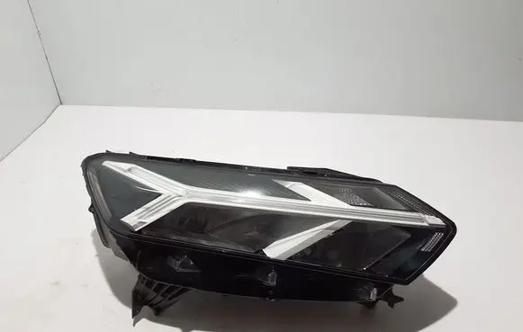 Dacia Sandero III Headlight/headlamp 260107978R