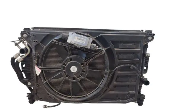 Ford Fusion II Radiator set HG9H19710 HG9H19710AB 054477