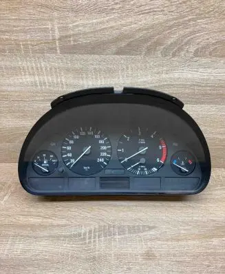 BMW 5 E39 Speedometer (instrument cluster) 6914913 110008735
