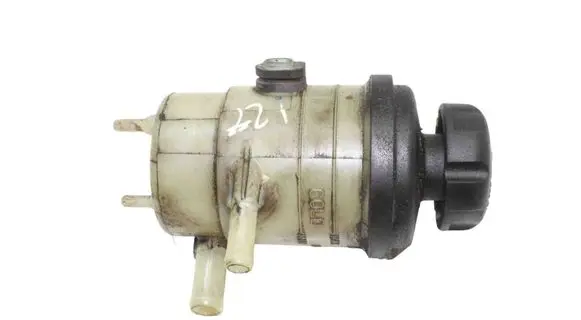 KIA Sorento Power steering fluid tank/reservoir 